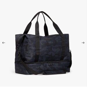 Lo & Sons Large Catalina Deluxe Navy Camo Recycled Poly Weekender